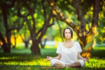 世俱杯直播-布鲁克·洛佩兹如何在雄鹿队完成从内线传统中锋到外线投手的转型